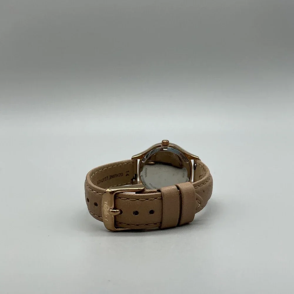 Fossil BQ1536IE Womens Watch 31mm Gold Tone Beige Leather Crystals New Battery
